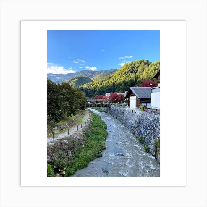 产品名称中包含顶级域名,检查并适当处理后再继续! French Village 1 Art PrintI by InstaJulio.fr