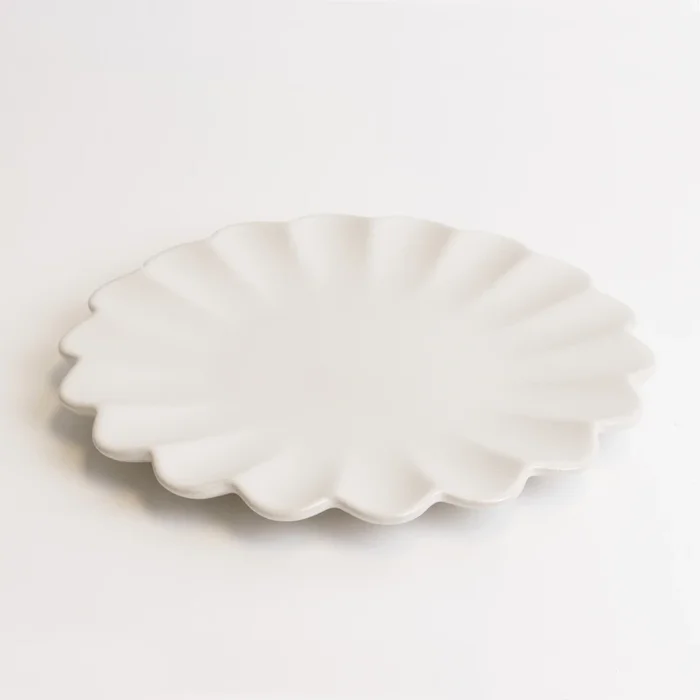 Dhalia Stoneware Salad Plate – White