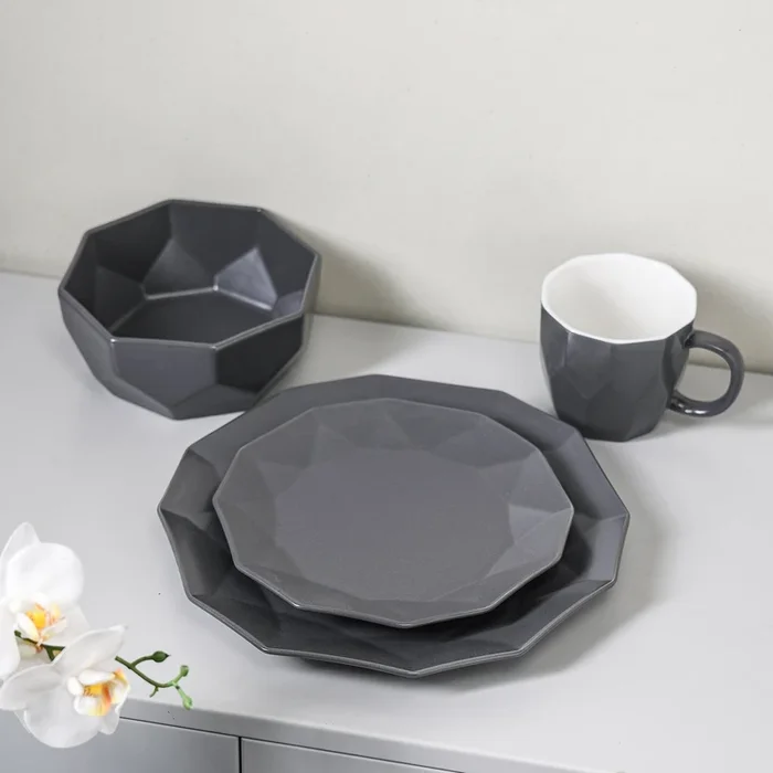 Jamie Porcelain Dinnerware Set – Grey