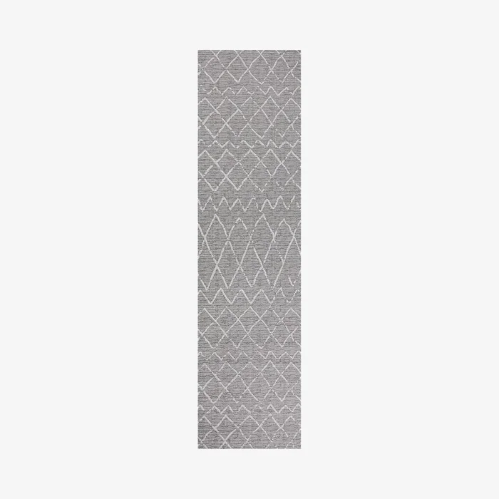 Madaba Trellis Indoor / Outdoor Runner Rug – Gray / Cream by JONATHAN Y