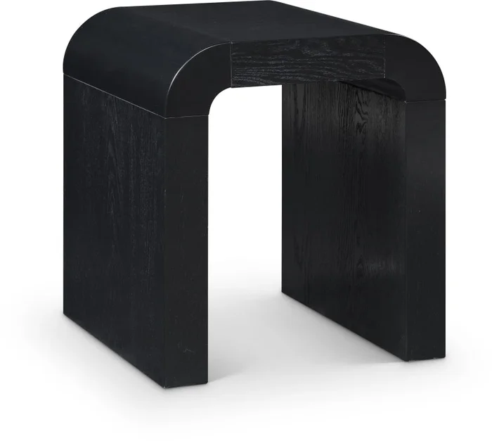 Toulon Oak Veneer End / Side Table