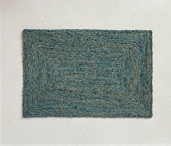 Zoey Artisan Raffia Placemat Set: Blue Pheasant